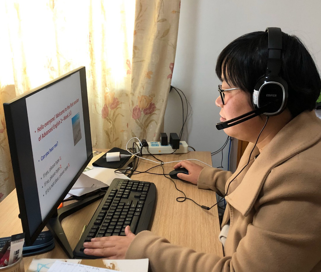 英语学院教师在线授课各显身手